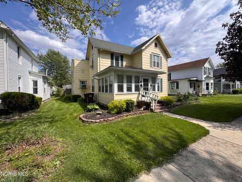 Tiny photo for 205 S Patterson Street, Gibsonburg, OH 43431 (MLS # 10007346)