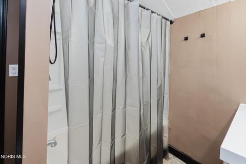 Tiny photo for 1809 Park Street, Findlay, OH 45840 (MLS # 10006597)