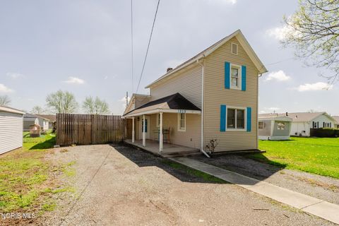 Photo of 1809 Park Street, Findlay, OH 45840 (MLS # 10006597)