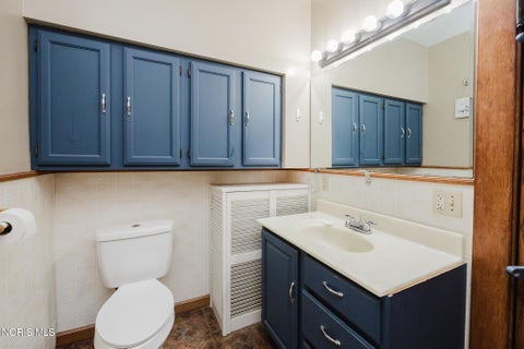 Tiny photo for 306 W Sandusky Street, Findlay, OH 45840 (MLS # 10011419)