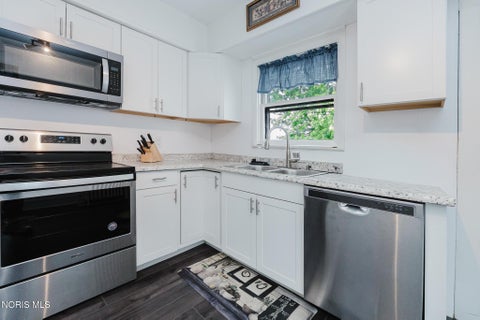 Tiny photo for 306 W Sandusky Street, Findlay, OH 45840 (MLS # 10011419)