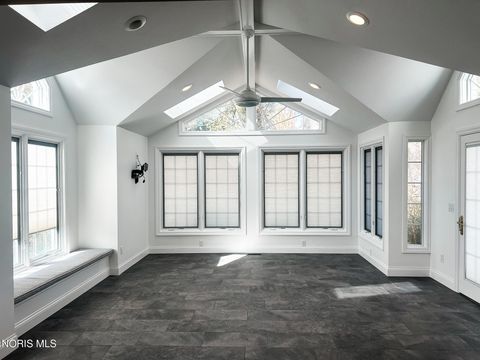 Tiny photo for 4770 Springbrook Drive, Toledo, OH 43615 (MLS # 10004497)