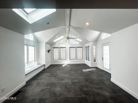 Tiny photo for 4770 Springbrook Drive, Toledo, OH 43615 (MLS # 10004497)