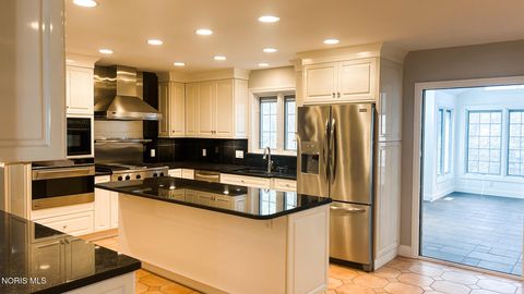 Tiny photo for 4770 Springbrook Drive, Toledo, OH 43615 (MLS # 10004497)