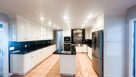 Tiny photo for 4770 Springbrook Drive, Toledo, OH 43615 (MLS # 10004497)