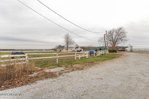Tiny photo for 2574 County Road 74, Gibsonburg, OH 43431 (MLS # 10007269)