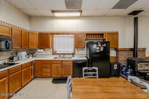 Tiny photo for 2574 County Road 74, Gibsonburg, OH 43431 (MLS # 10007269)