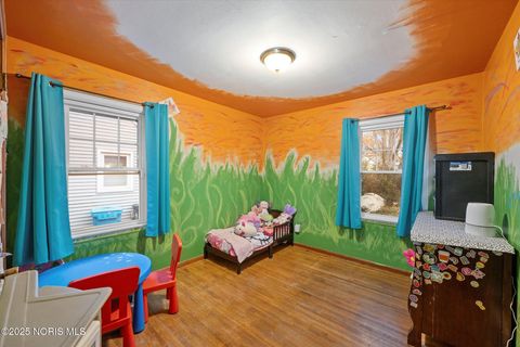 Tiny photo for 2842 Oak Grove Place, Toledo, OH 43613 (MLS # 10001612)