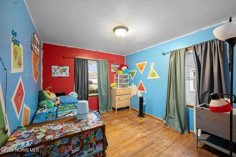 Tiny photo for 2842 Oak Grove Place, Toledo, OH 43613 (MLS # 10001612)