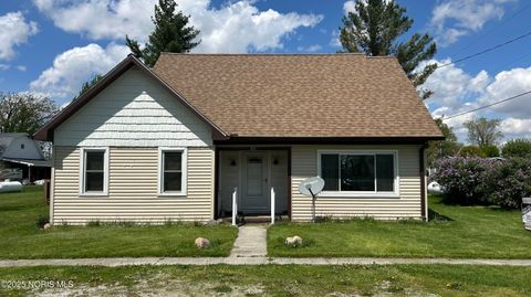 Tiny photo for 203 E Ash Street, Continental, OH 45831 (MLS # 10010586)
