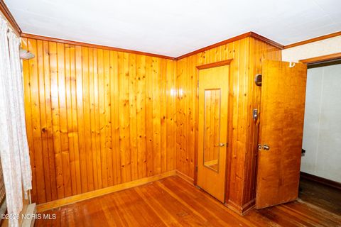 Tiny photo for 203 E Ash Street, Continental, OH 45831 (MLS # 10010586)