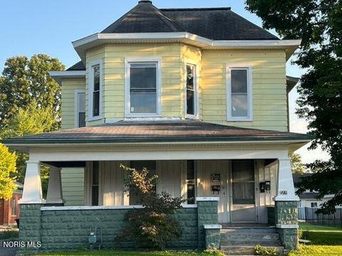 Photo of 527 W Sandusky Street, Findlay, OH 45840 (MLS # 10004482)