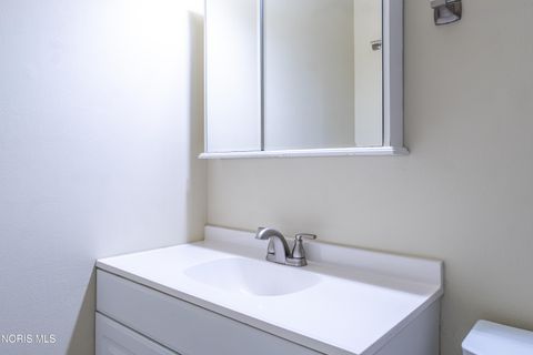Tiny photo for 2510 W Village Drive, Toledo, OH 43614 (MLS # 10010502)