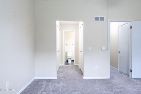 Tiny photo for 2510 W Village Drive, Toledo, OH 43614 (MLS # 10010502)