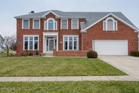 Homes For Sale - 1404 Muirfield Drive<br/> Bowling Green, OH 43402