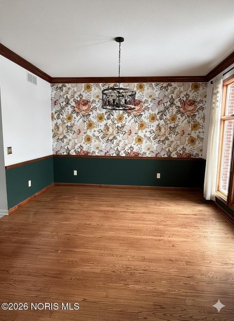 Tiny photo for 1404 Muirfield Drive, Bowling Green, OH 43402 (MLS # 10003574)