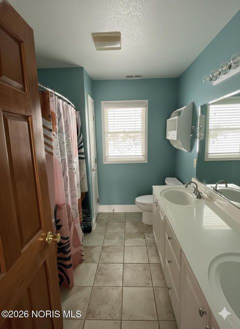 Tiny photo for 1404 Muirfield Drive, Bowling Green, OH 43402 (MLS # 10003574)