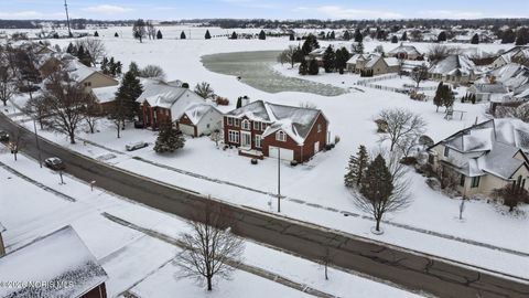 Tiny photo for 1404 Muirfield Drive, Bowling Green, OH 43402 (MLS # 10003574)