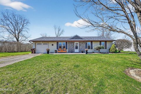 Photo of 4312 W Rolling Boulevard, Defiance, OH 43512 (MLS # 10005662)