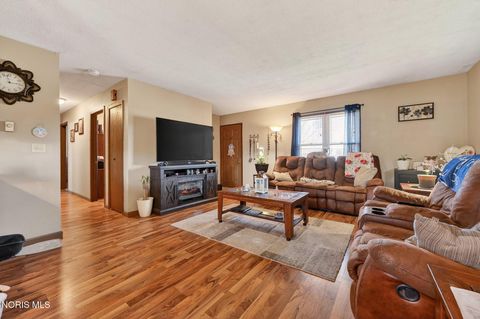 Tiny photo for 4312 W Rolling Boulevard, Defiance, OH 43512 (MLS # 10005662)