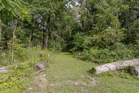 Tiny photo for 412 Schwamberger Road, Holland, OH 43528 (MLS # 10012848)