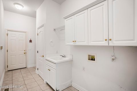 Tiny photo for 7032 Cinnamon Teal Court, Toledo, OH 43617 (MLS # 10003691)