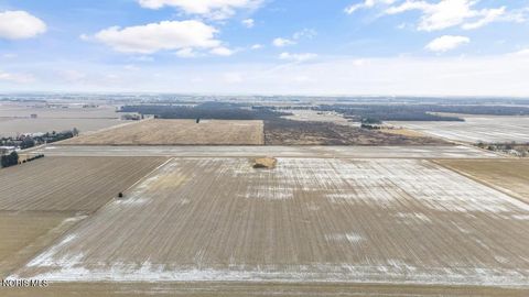 Tiny photo for 0 E Broadway, Perrysburg, OH 43551 (MLS # 10005331)