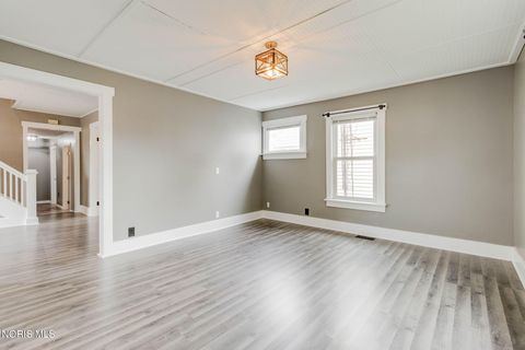 Tiny photo for 915 S West Street, Findlay, OH 45840 (MLS # 10006442)