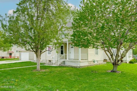 Tiny photo for 915 S West Street, Findlay, OH 45840 (MLS # 10006442)