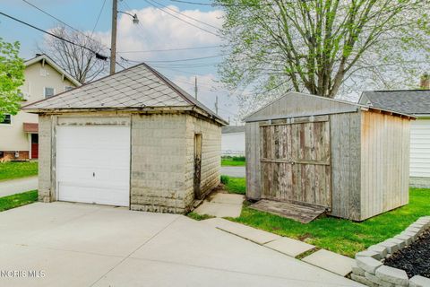 Tiny photo for 915 S West Street, Findlay, OH 45840 (MLS # 10006442)
