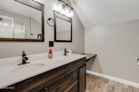 Tiny photo for 915 S West Street, Findlay, OH 45840 (MLS # 10006442)