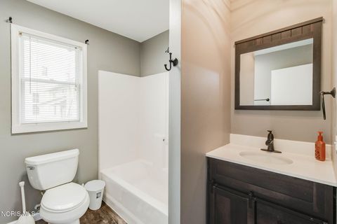 Tiny photo for 915 S West Street, Findlay, OH 45840 (MLS # 10006442)