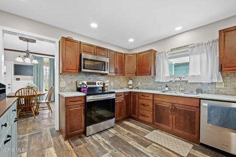 Tiny photo for 131 E South Street, McComb, OH 45858 (MLS # 10005009)