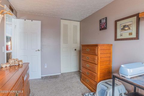 Tiny photo for 5484 Brook Point Road, Toledo, OH 43611 (MLS # 10003523)