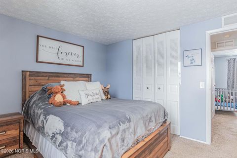 Tiny photo for 5484 Brook Point Road, Toledo, OH 43611 (MLS # 10003523)