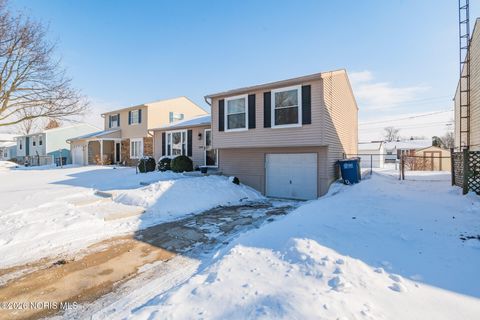 Tiny photo for 5484 Brook Point Road, Toledo, OH 43611 (MLS # 10003523)