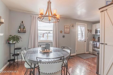 Tiny photo for 5484 Brook Point Road, Toledo, OH 43611 (MLS # 10003523)