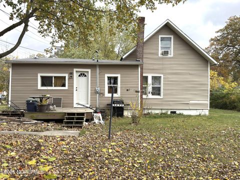 Tiny photo for 610 Pearl Street, Defiance, OH 43512 (MLS # 10000537)