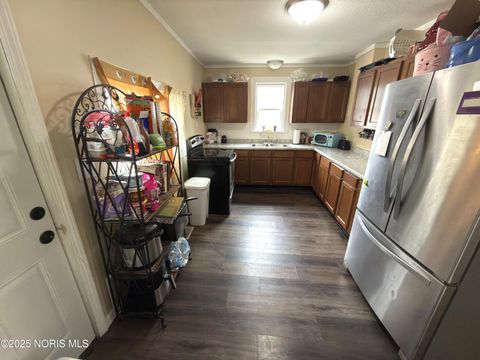 Tiny photo for 610 Pearl Street, Defiance, OH 43512 (MLS # 10000537)
