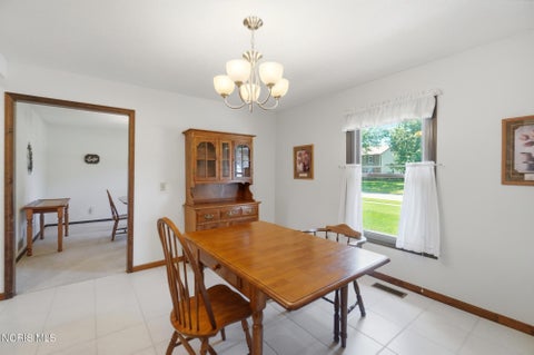 Tiny photo for 406 Coventry Drive, Findlay, OH 45840 (MLS # 10012208)