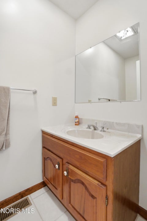 Tiny photo for 406 Coventry Drive, Findlay, OH 45840 (MLS # 10012208)