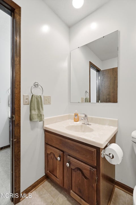 Tiny photo for 406 Coventry Drive, Findlay, OH 45840 (MLS # 10012208)