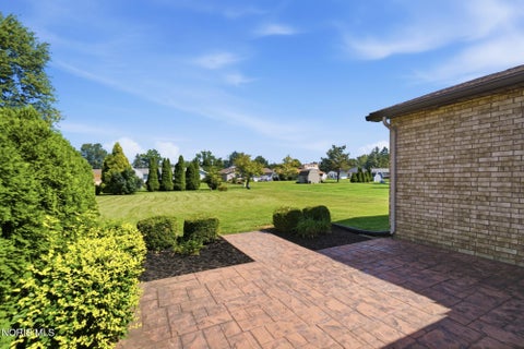 Tiny photo for 406 Coventry Drive, Findlay, OH 45840 (MLS # 10012208)