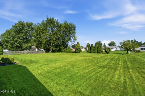 Tiny photo for 406 Coventry Drive, Findlay, OH 45840 (MLS # 10012208)