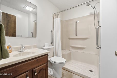 Tiny photo for 406 Coventry Drive, Findlay, OH 45840 (MLS # 10012208)