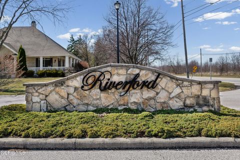 494 Delaware Drive Perrysburg OH 43551