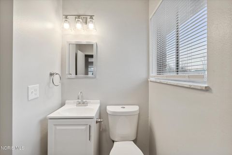 Tiny photo for 5834 Curson Drive, Toledo, OH 43612 (MLS # 10006175)