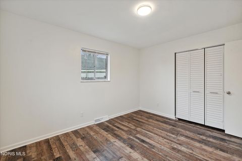 Tiny photo for 5834 Curson Drive, Toledo, OH 43612 (MLS # 10006175)