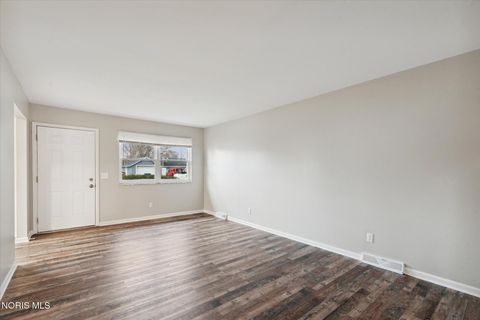 Tiny photo for 5834 Curson Drive, Toledo, OH 43612 (MLS # 10006175)