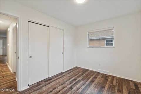 Tiny photo for 5834 Curson Drive, Toledo, OH 43612 (MLS # 10006175)